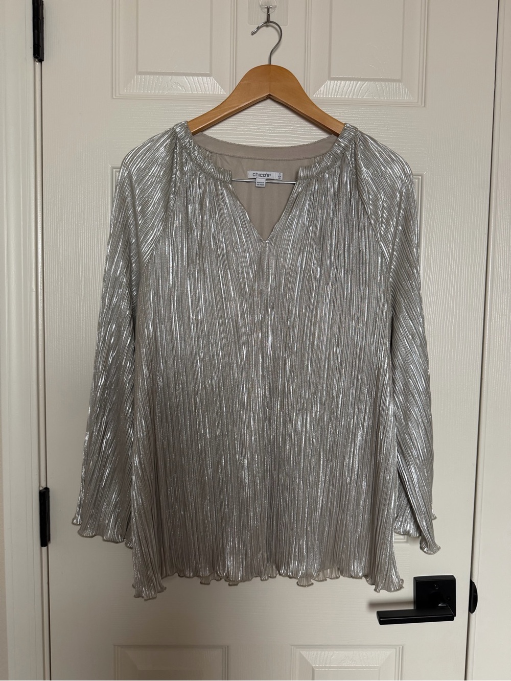 Chico's Metallic Silver Pleated V-Notch Blouse XL